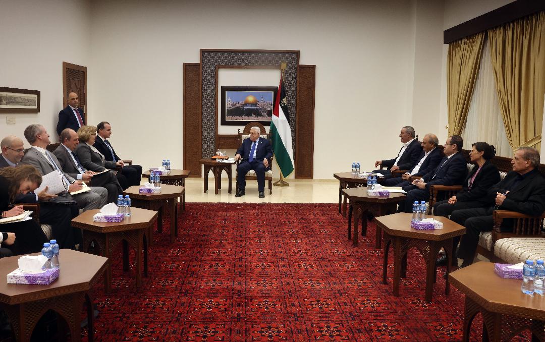 الرئيس لدى استقبال الوفد الأميركي